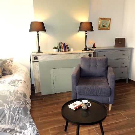 Studio Tout Confort A 2 Pas Du Chateau St Germain Saint-Germain-en-Laye Exterior photo